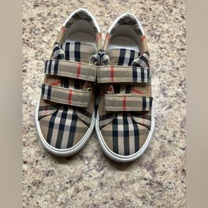 Burberry shoes size 12.5